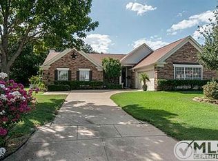 3309 John Ct N, Hurst, TX 76054