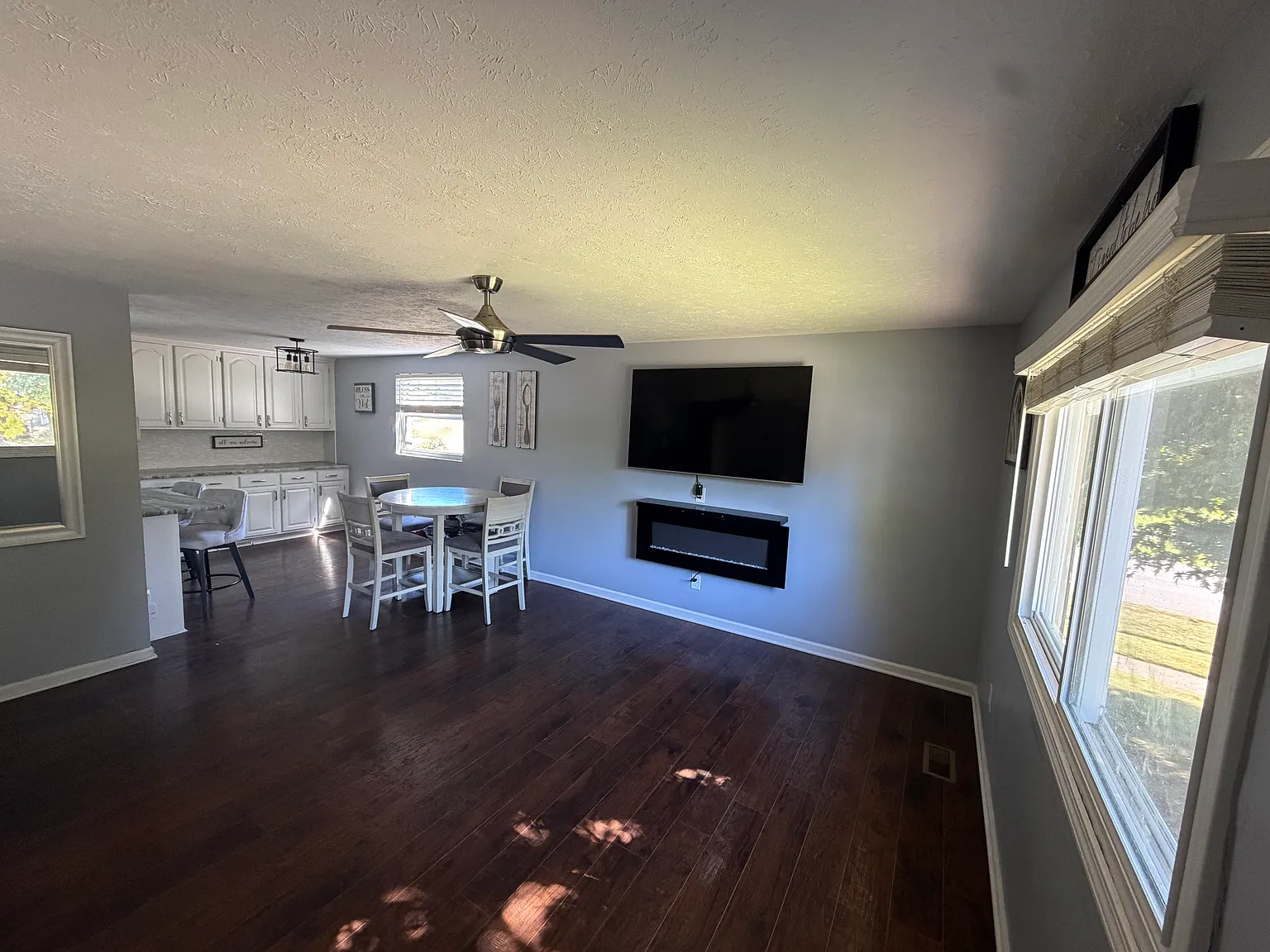 4 bed, 1000 sqft, $2,500 — Photo 3