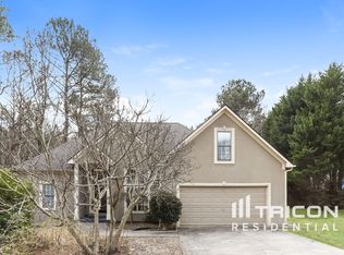 221 N Springs Way, Acworth, GA 30101