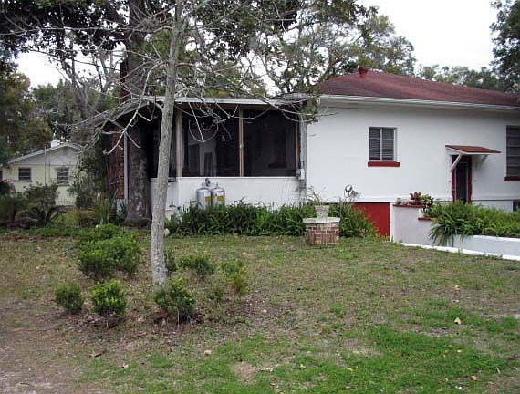 Back porch w/Fireplace