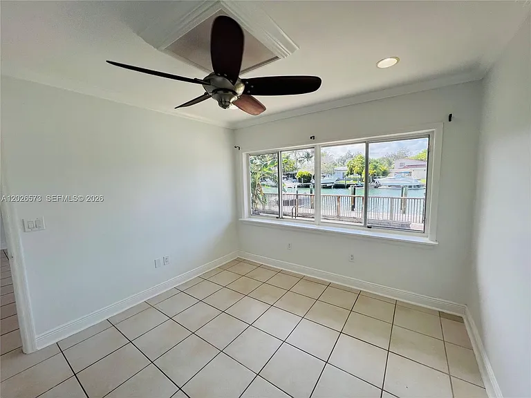 2033 Calais Dr #5 — Photo 14