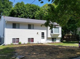 301 Stadium Dr, Middleville, MI 49333