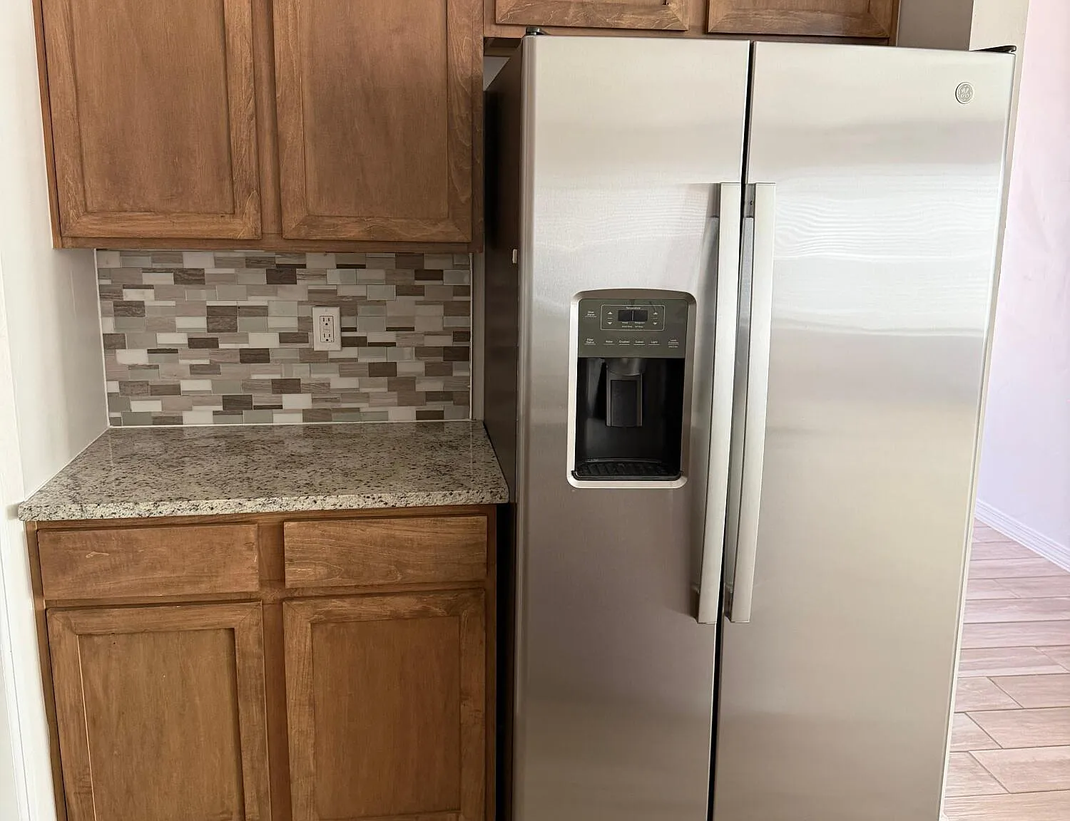 4 bed, 6.0 bath, 2193 sqft, $2,350 — Photo 4