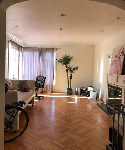 81 Denslowe Dr #4 — Photo 2