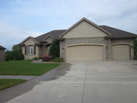 2nd image of 1730 Driftwood Dr SW