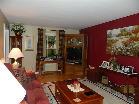 Welcoming Living Room