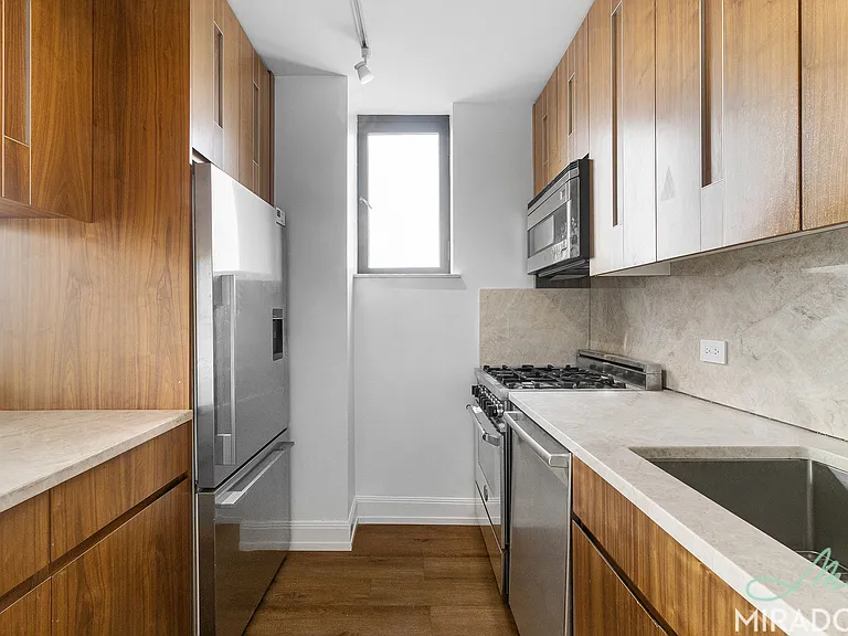 290 3rd Ave #15B — Photo 11