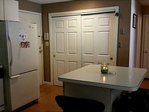 3rd image of 201 Woodlawn Ave APT 106