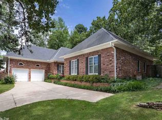 33 Calais Ct, Little Rock, AR 72223