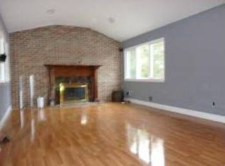 6 Galaxy Ct, Hillsborough, NJ 08844