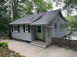 249 Point Breeze Dr, West Milford, NJ 07421