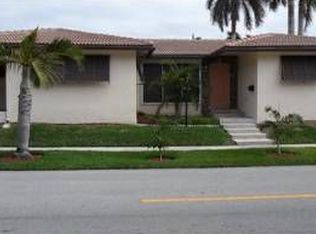 1255 Taylor St, Hollywood, FL 33019