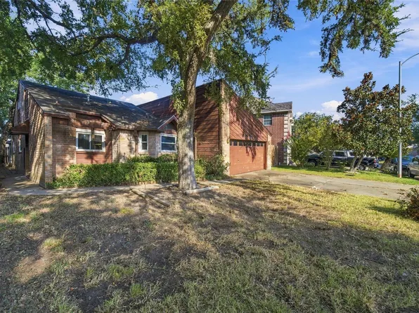 606 Meadow Knoll Dr, Stafford, TX 77477