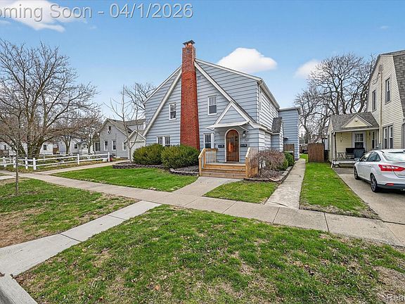 3rd image of 707 Harrison St