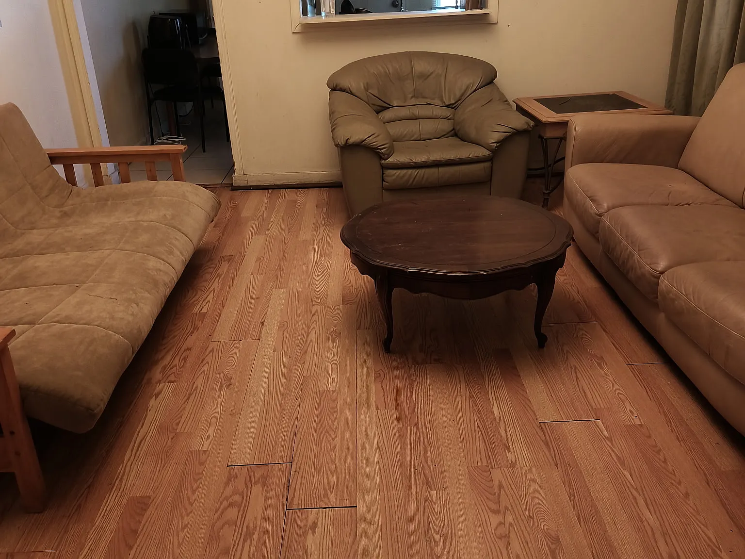 5 bed, 1475 sqft, $650 — Photo 2