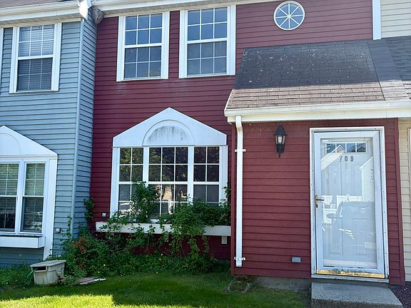 2nd image of 709 Lady Slipper Ct #709