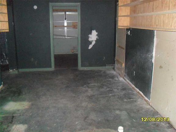 5th image of 254 Gary Dr