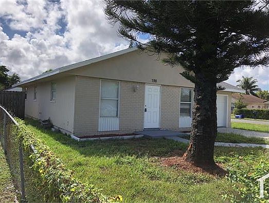 3rd image of 788 NW 15th Pl