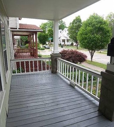 3rd image of 1447 Maile Ave