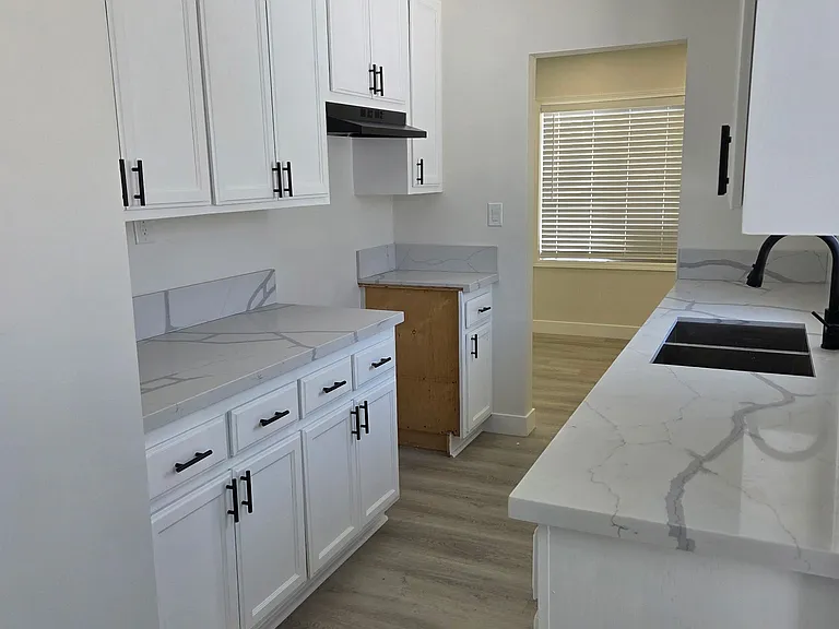 15437 Sandstone St — Photo 15