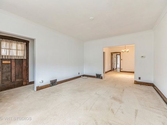 4th image of 2921 Kenilworth Ave
