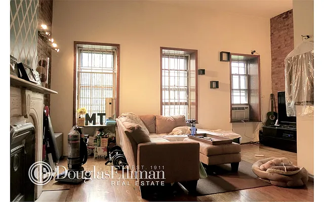 Rented by Douglas Elliman | media 13