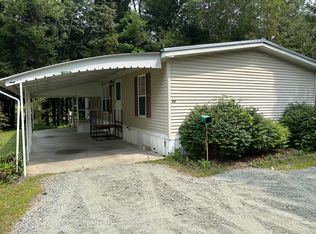 84 Aspen Ln, White Riv Jct, VT 05001