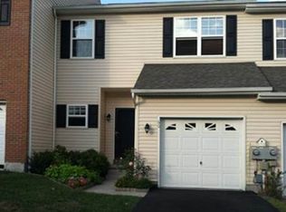 60 Green View Dr, Pottstown, PA