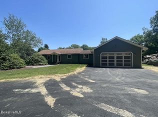 40 Willow Cove Rd, Cheshire, MA 01225