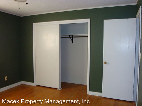 2nd image of 4014 6th Ave S