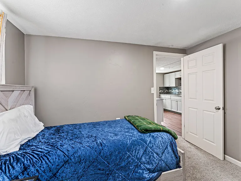 343 Cambridge St — Photo 13