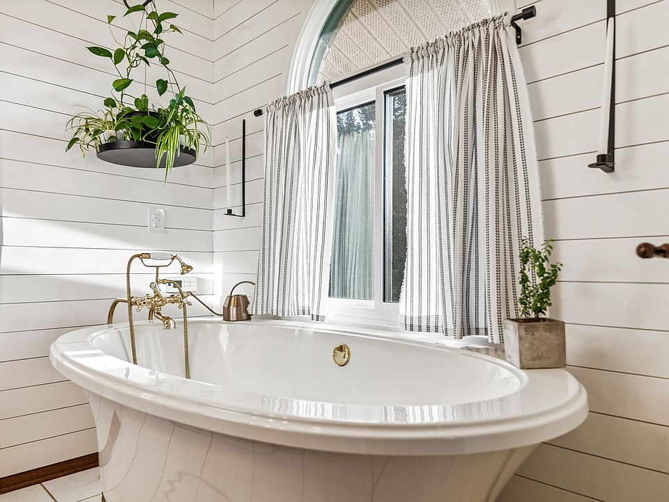 46th image of this home