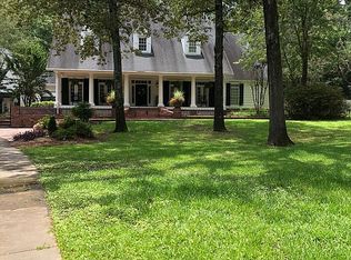 1800 Pinehurst Dr, Bastrop, LA 71220