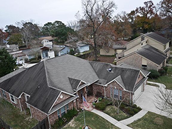 3rd image of 19610 Suncove Ln