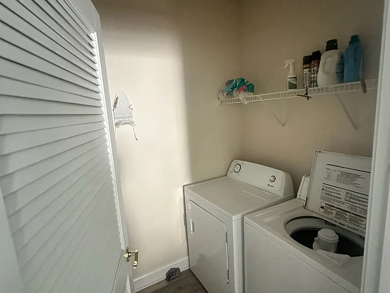 6010 Windsor Green Way #201 — Photo 10