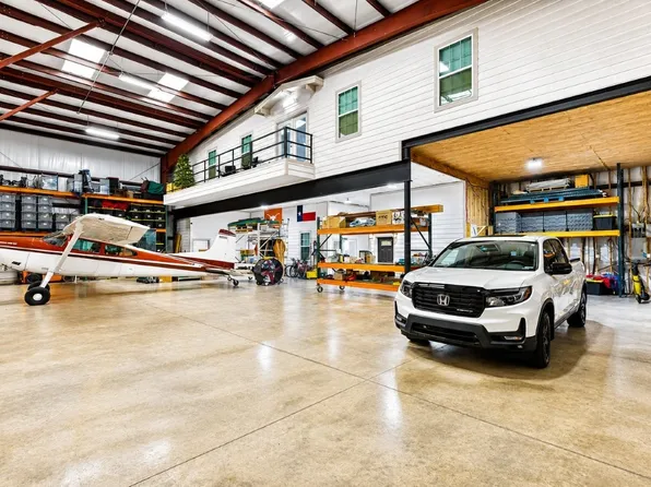771 Aviator Dr, Fort Worth, TX 76179