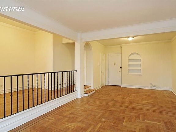 5th image of 225 Sterling Pl APT 2M