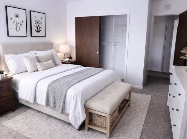 2069 NW Hickory Ln, Ankeny, IA 50023