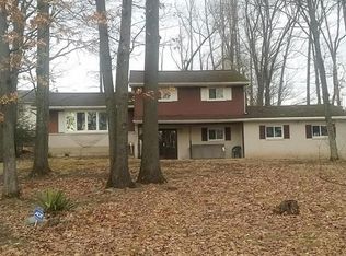 2004 Linwood Dr, Stroudsburg, PA