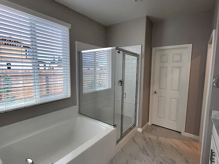 3611 E Harter Ct — Photo 11