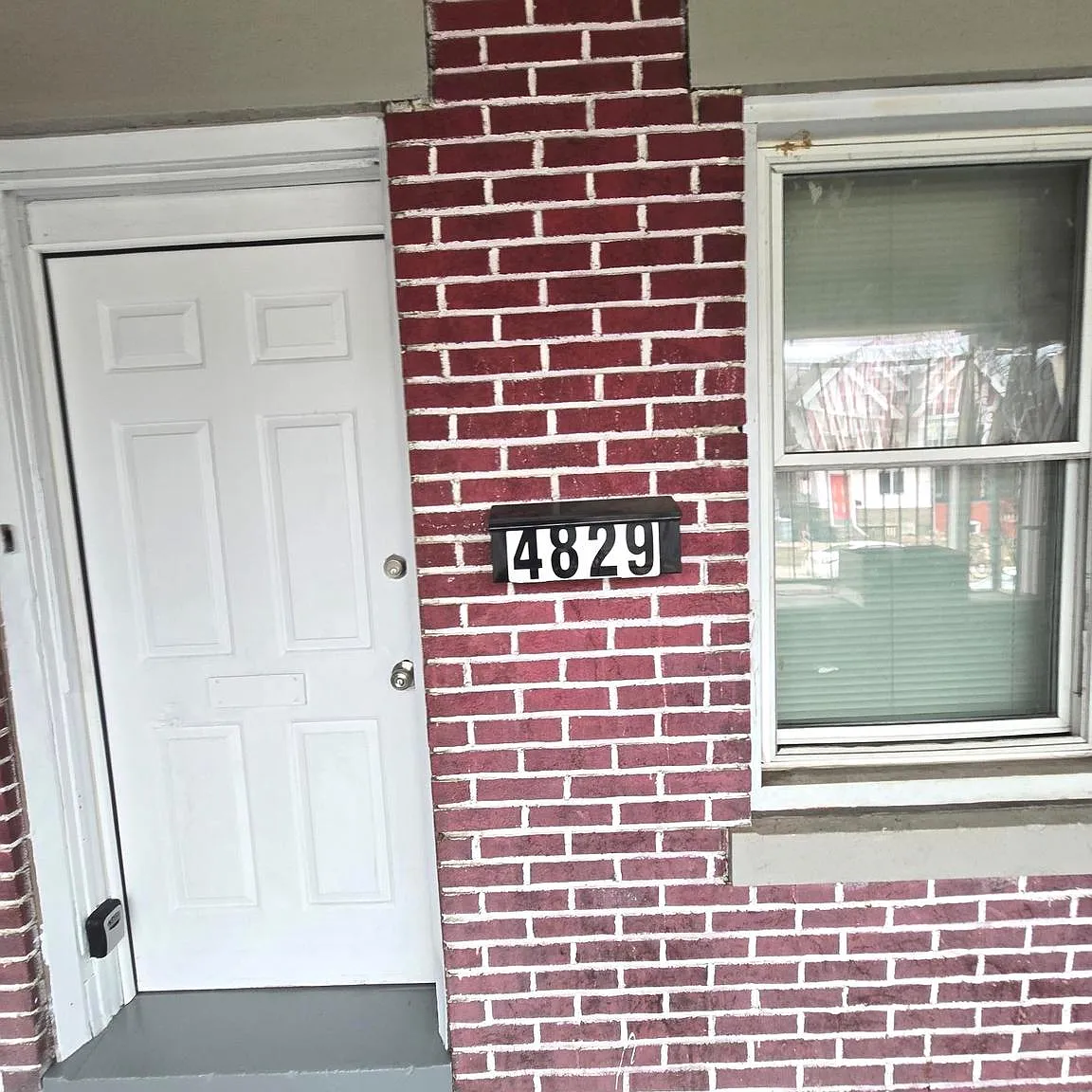 3 bed, 1070 sqft, $1,600 — Photo 2