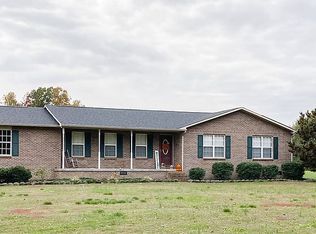 104 Vespie Rd, Wartburg, TN 37887