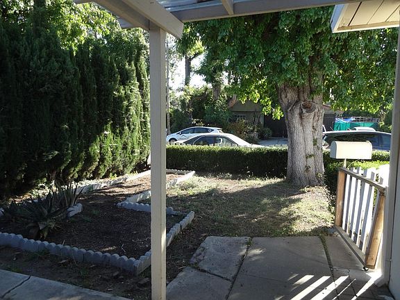 5th image of 10251 Ryan St