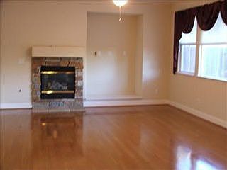 3rd image of 1751 Whirlaway Ln