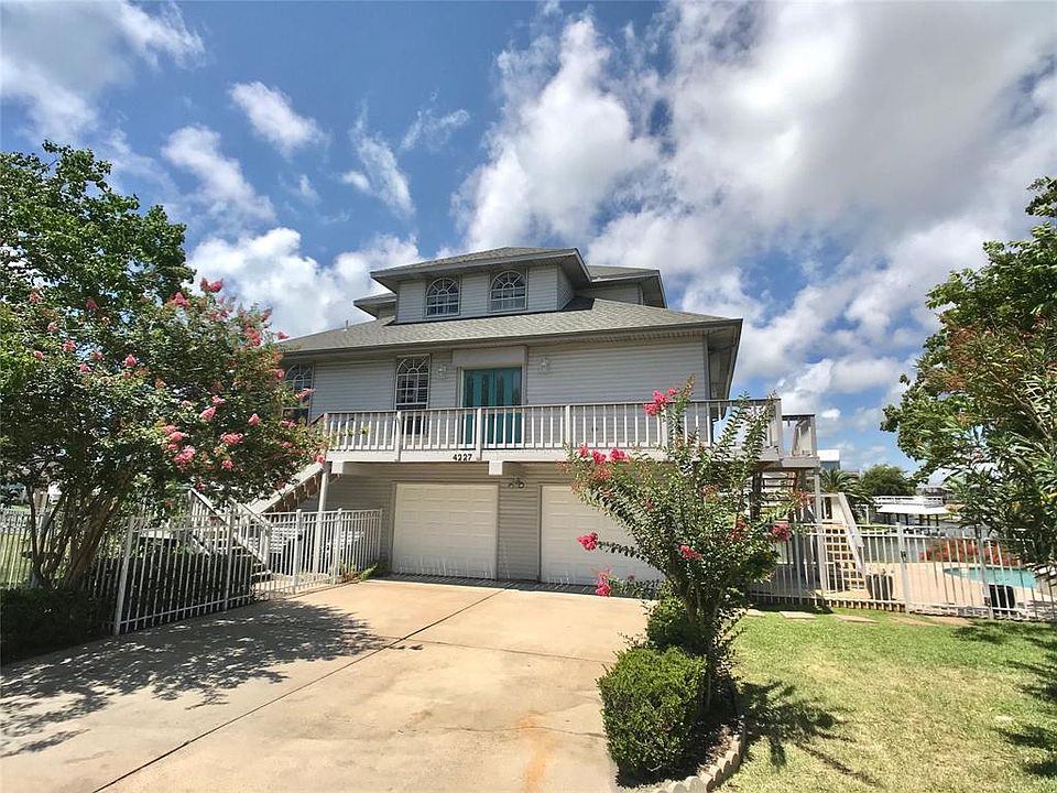 1st image of 4227 Santiago Cir