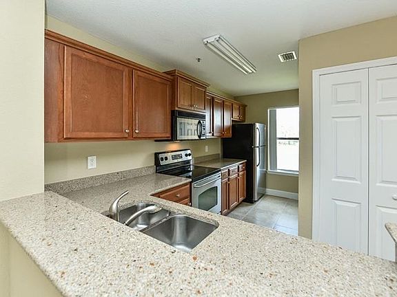5th image of 4049 Crockers Lake Blvd #22