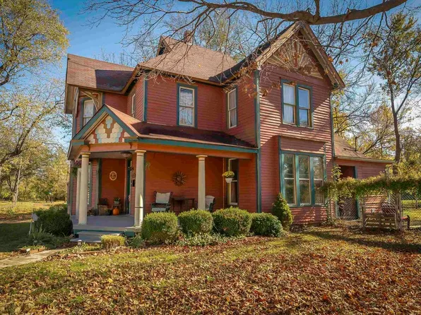 1517 Oak St, Murphysboro, IL 62966