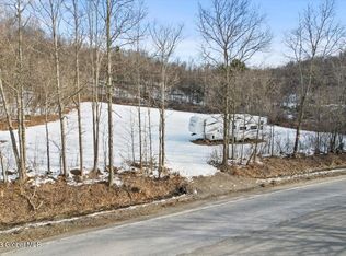 531 Deweys Bridge Rd, Whitehall, NY 12887