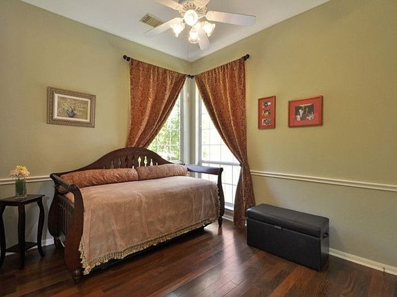 5th image of 8412 Sweetness Ln