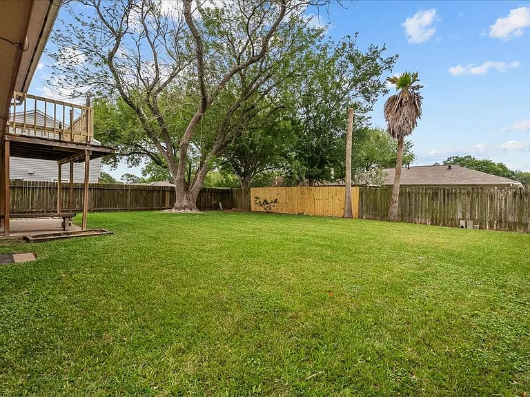 430 W Redway Ln — Photo 42